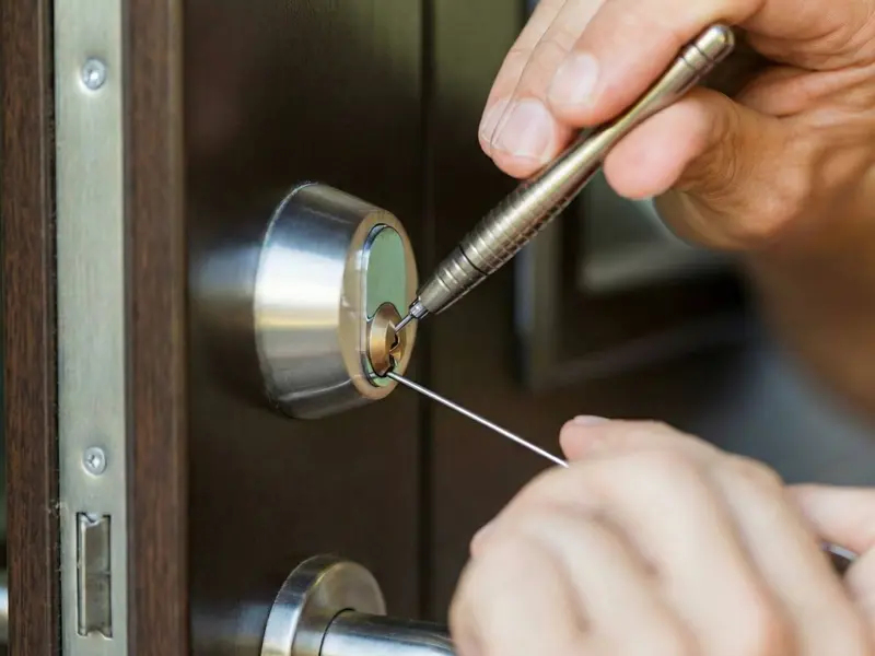 Instalação de fechadura eletrônica em Sumaré